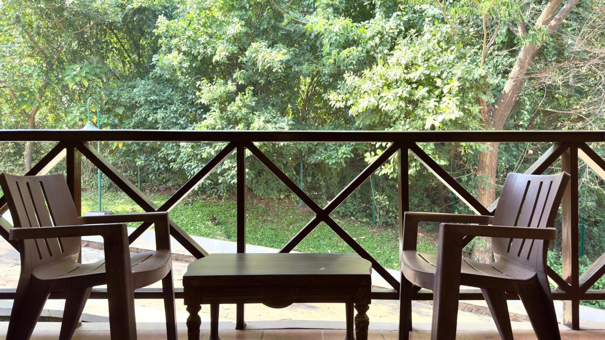 Upper Deck Resort - Stay And Relax At The Highest Peak Лонавала Екстериор снимка
