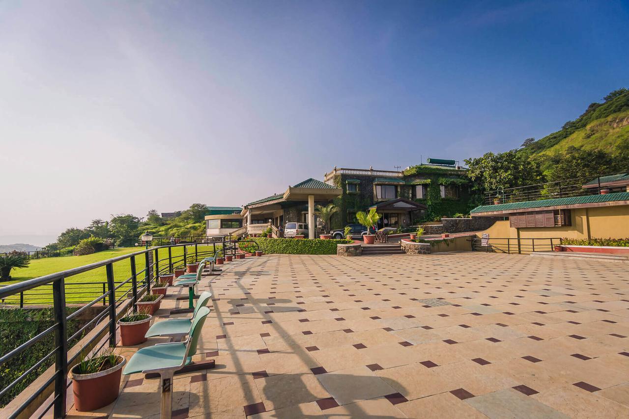 Upper Deck Resort - Stay And Relax At The Highest Peak Лонавала Екстериор снимка